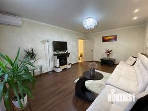 2-к квартира, вторичка, 64м2, 10/17 этаж