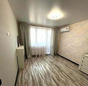 2-к квартира, вторичка, 64м2, 7/16 этаж