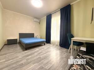 2-к квартира, вторичка, 58м2, 7/18 этаж