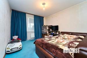 3-к квартира, вторичка, 90м2, 14/16 этаж