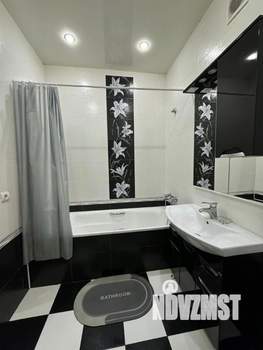 2-к квартира, вторичка, 72м2, 2/17 этаж