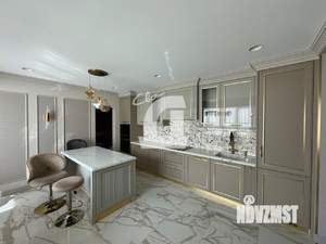 4-к квартира, вторичка, 179м2, 15/24 этаж