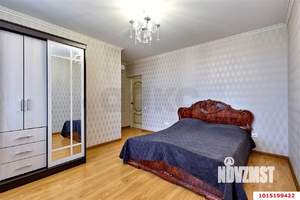 3-к квартира, вторичка, 112м2, 13/16 этаж