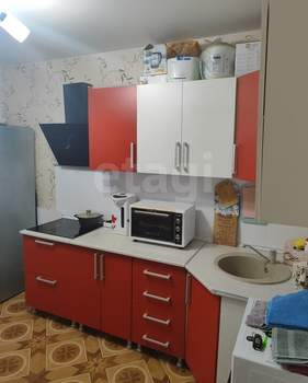 2-к квартира, вторичка, 57м2, 1/5 этаж