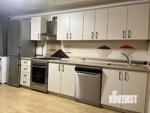 3-к квартира, вторичка, 71м2, 1/10 этаж