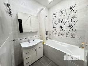 2-к квартира, вторичка, 62м2, 1/3 этаж