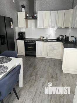 2-к квартира, вторичка, 64м2, 10/14 этаж