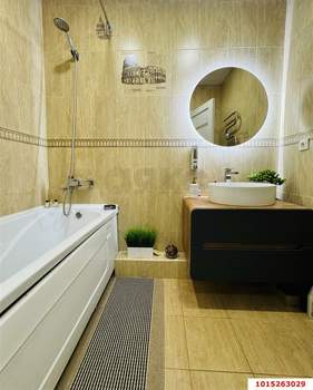 2-к квартира, вторичка, 63м2, 1/17 этаж