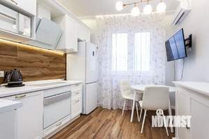 2-к квартира, вторичка, 63м2, 23/24 этаж