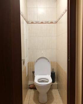 2-к квартира, вторичка, 52м2, 1/9 этаж