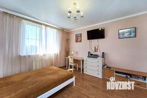2-к квартира, вторичка, 64м2, 14/18 этаж