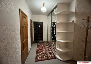 2-к квартира, вторичка, 64м2, 1/6 этаж