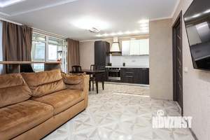 2-к квартира, вторичка, 67м2, 9/17 этаж