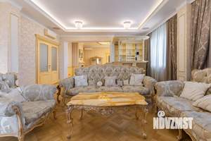 4-к квартира, вторичка, 250м2, 11/11 этаж