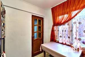 3-к квартира, вторичка, 54м2, 2/5 этаж