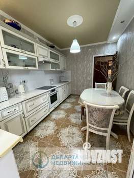 2-к квартира, вторичка, 51м2, 1/4 этаж