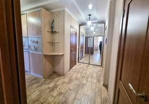 3-к квартира, вторичка, 85м2, 9/17 этаж