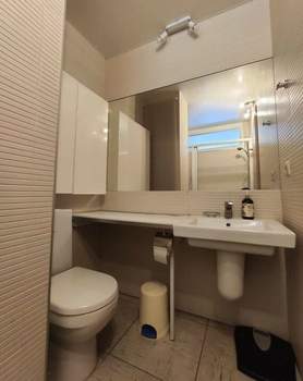 2-к квартира, вторичка, 64м2, 4/15 этаж