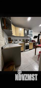 2-к квартира, вторичка, 58м2, 1/9 этаж