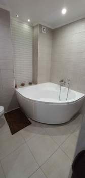 2-к квартира, вторичка, 60м2, 11/16 этаж