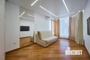 2-к квартира, вторичка, 64м2, 5/17 этаж