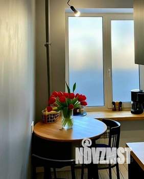 2-к квартира, вторичка, 56м2, 8/16 этаж