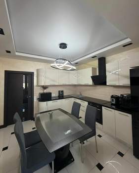 2-к квартира, вторичка, 63м2, 23/24 этаж