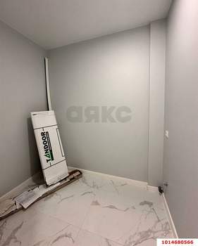 2-к квартира, вторичка, 60м2, 1/3 этаж