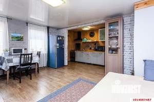 2-к квартира, вторичка, 52м2, 1/1 этаж