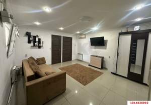 2-к квартира, вторичка, 59м2, 1/2 этаж