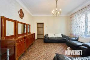 3-к квартира, вторичка, 100м2, 1/3 этаж