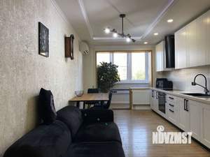 2-к квартира, вторичка, 80м2, 7/15 этаж