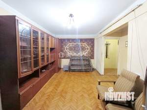 2-к квартира, вторичка, 45м2, 1/5 этаж