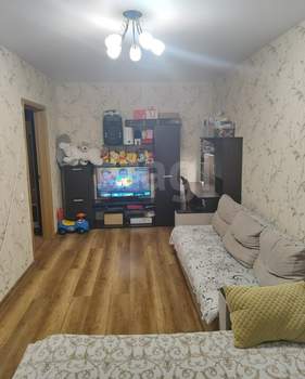 2-к квартира, вторичка, 57м2, 1/5 этаж