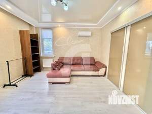 2-к квартира, вторичка, 56м2, 1/9 этаж