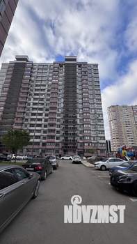 2-к квартира, вторичка, 65м2, 15/18 этаж