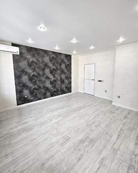 2-к квартира, вторичка, 63м2, 18/24 этаж