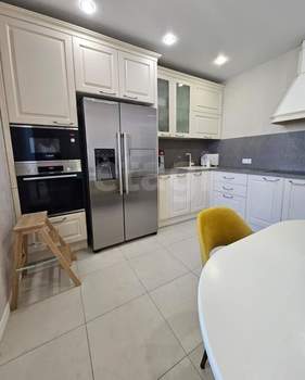 2-к квартира, вторичка, 56м2, 10/12 этаж