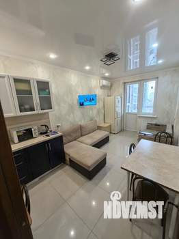 1-к квартира, вторичка, 42м2, 10/19 этаж