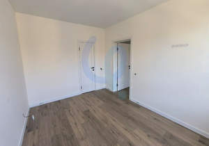 3-к квартира, вторичка, 57м2, 8/9 этаж