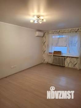 2-к квартира, вторичка, 42м2, 1/5 этаж