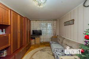 2-к квартира, вторичка, 54м2, 1/9 этаж