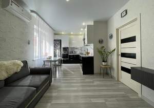 2-к квартира, вторичка, 76м2, 4/19 этаж