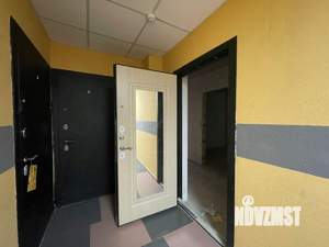 2-к квартира, вторичка, 64м2, 1/19 этаж