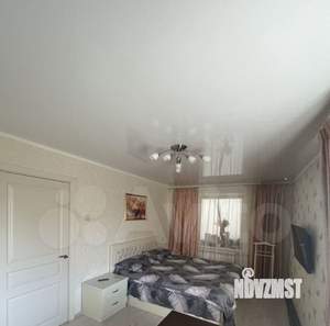 2-к квартира, вторичка, 70м2, 1/6 этаж