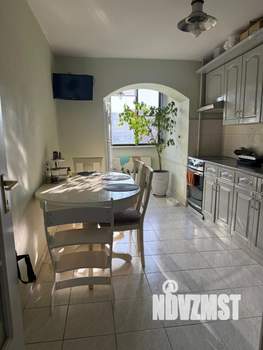 3-к квартира, вторичка, 79м2, 8/10 этаж