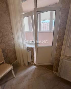 2-к квартира, вторичка, 63м2, 8/16 этаж