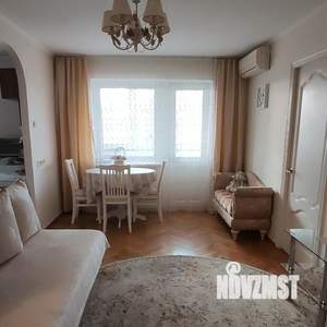 3-к квартира, вторичка, 42м2, 3/5 этаж