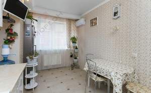 1-к квартира, вторичка, 42м2, 9/9 этаж