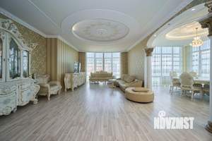 5-к квартира, вторичка, 242м2, 17/17 этаж